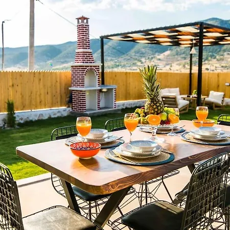 Villa Anetos
